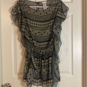 Pictures do not do this piece justice!!!